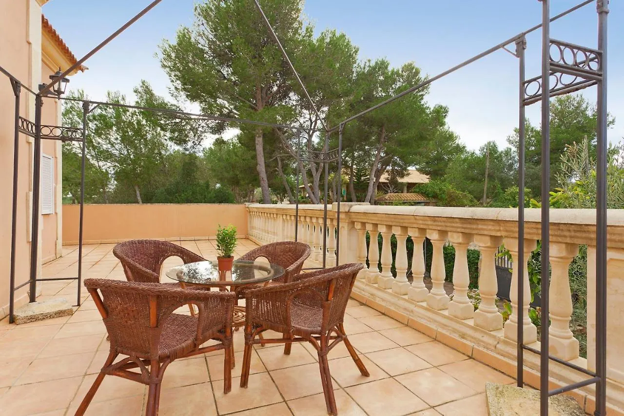 Villa Angela لوكماجور